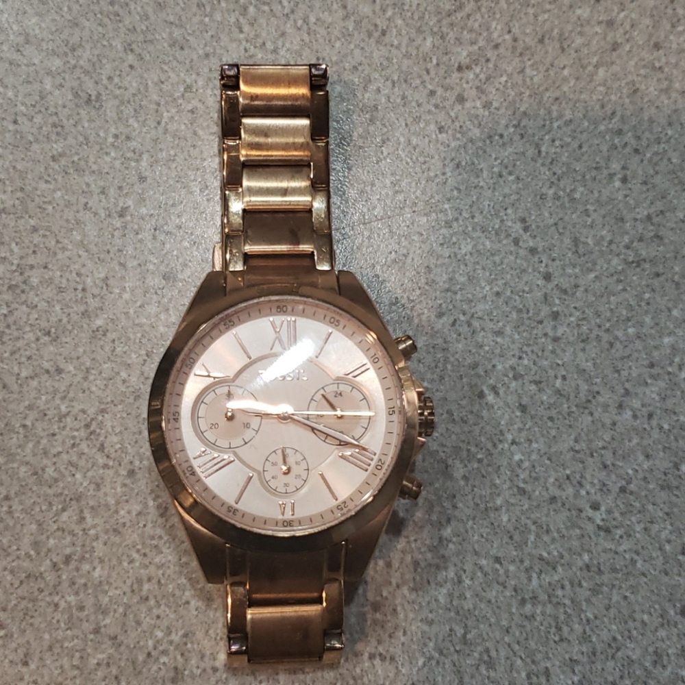 Rose Gold fossil watch